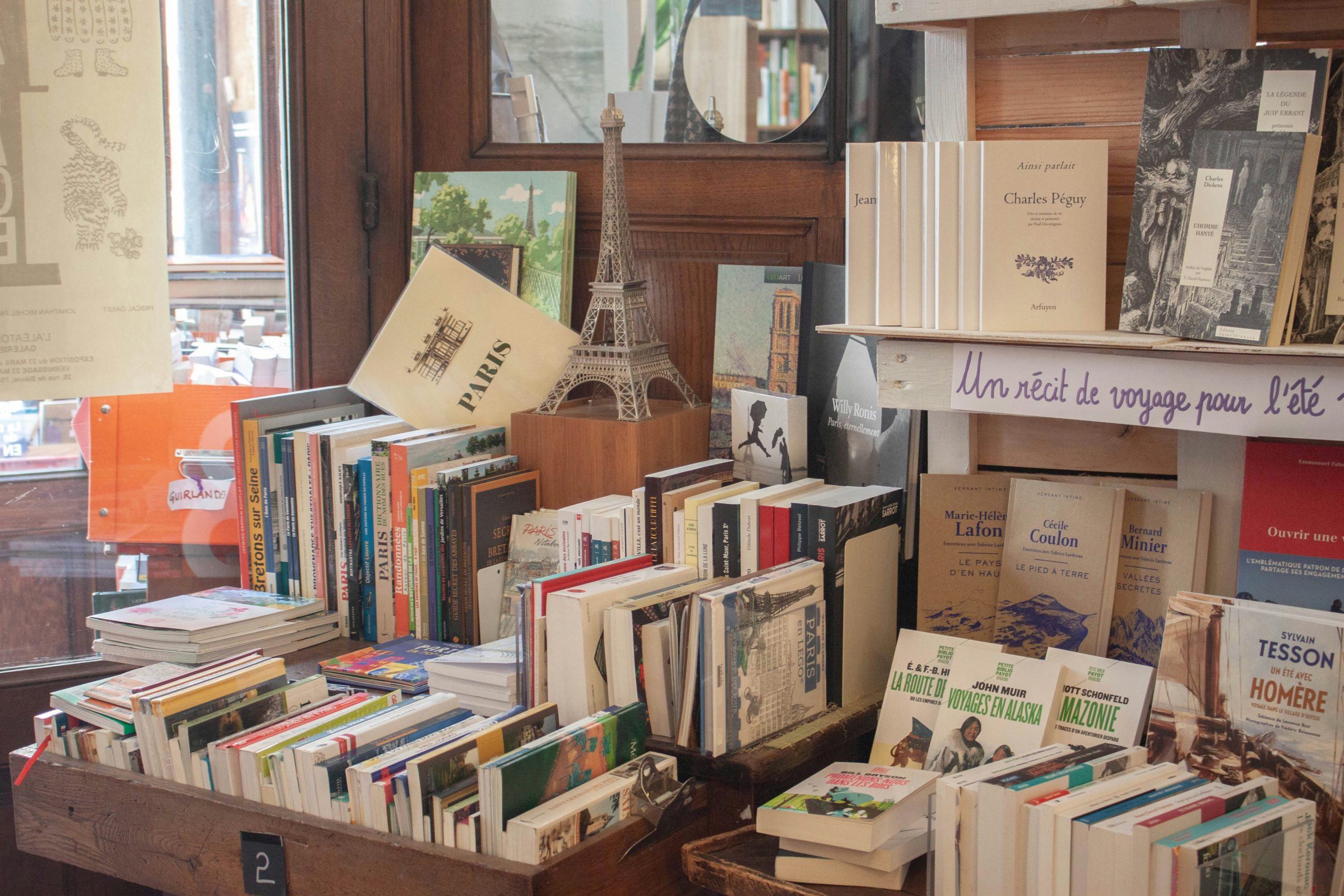 Papelaria, Tabacaria e Livraria